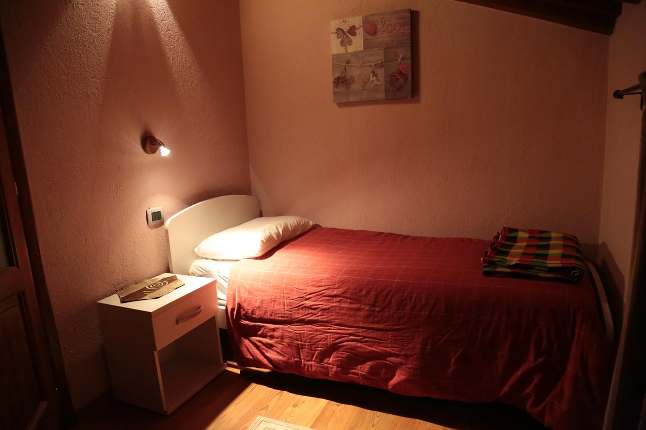 B&B Vecchio Torchio Di Бард Екстериор снимка
