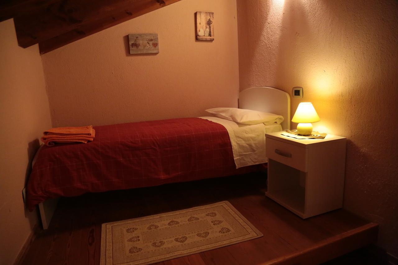 B&B Vecchio Torchio Di Бард Екстериор снимка